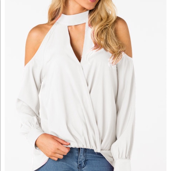 Tops - Ladies white blouse